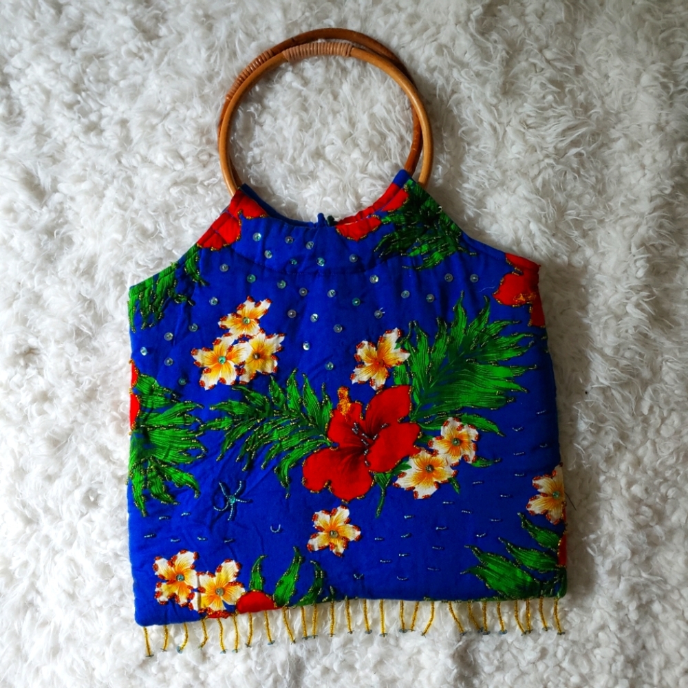 🪩 vintage • hawaiian bamboo handled fabric purse